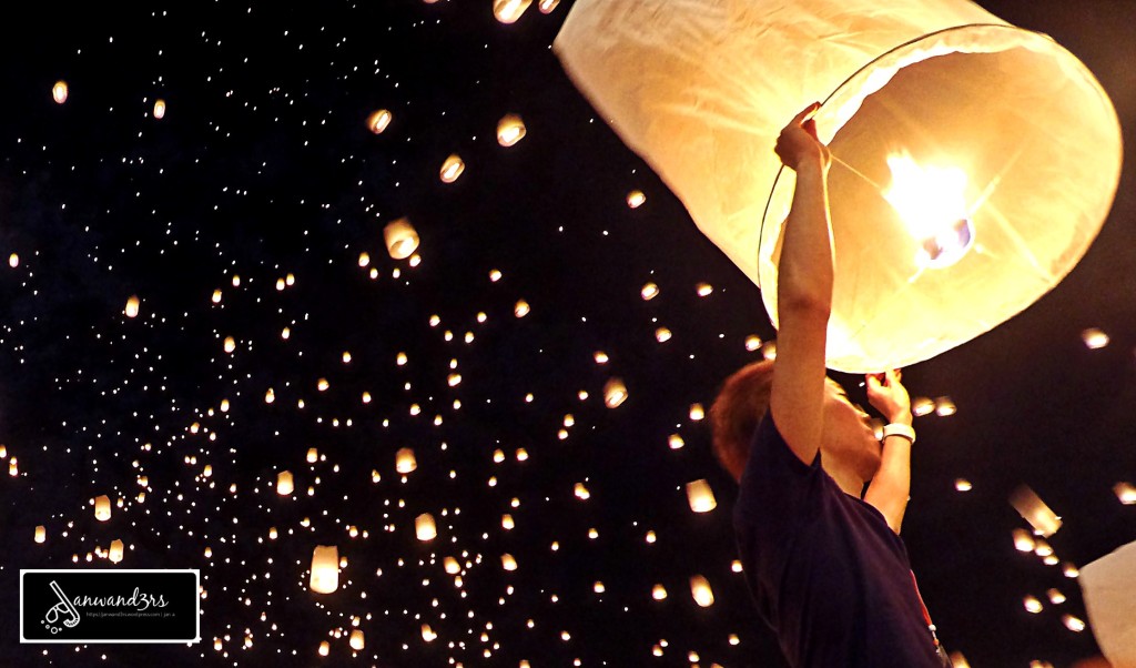 Chiang Mai Yi Peng Festival: Tickets, Lantern Release Schedule & Tips