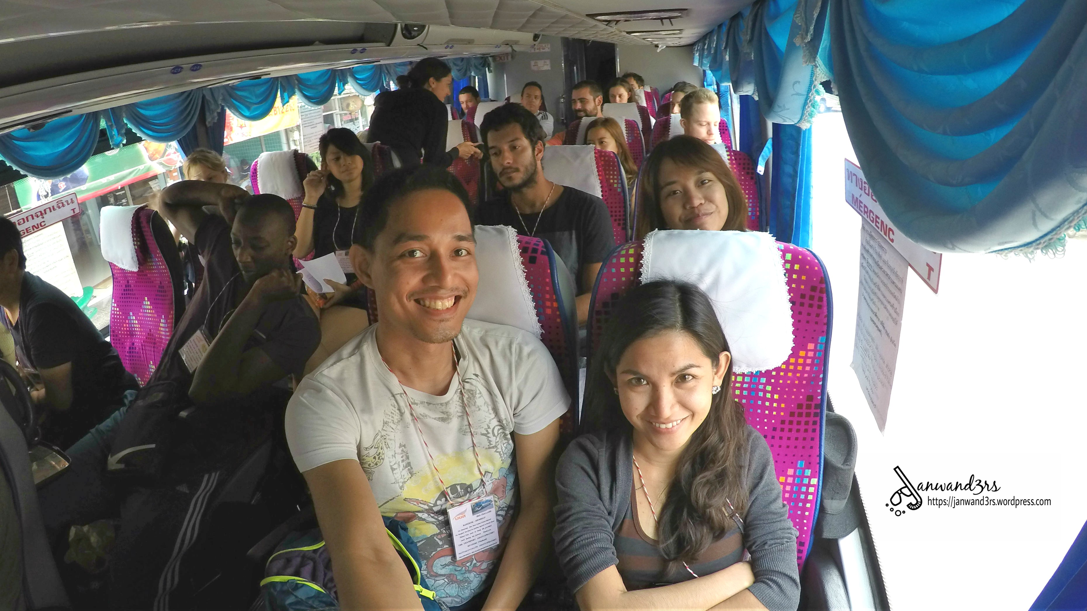 bus-travel-bangkok-to-siem-reap.jpg